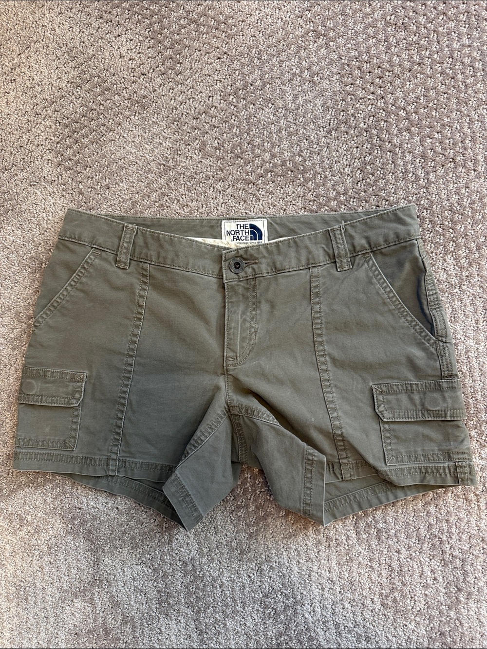 The North Face Women's Utility Cargo Shorts